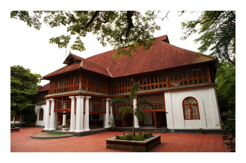 Bolgatty Palace & Island Resort Kochi Exterior photo