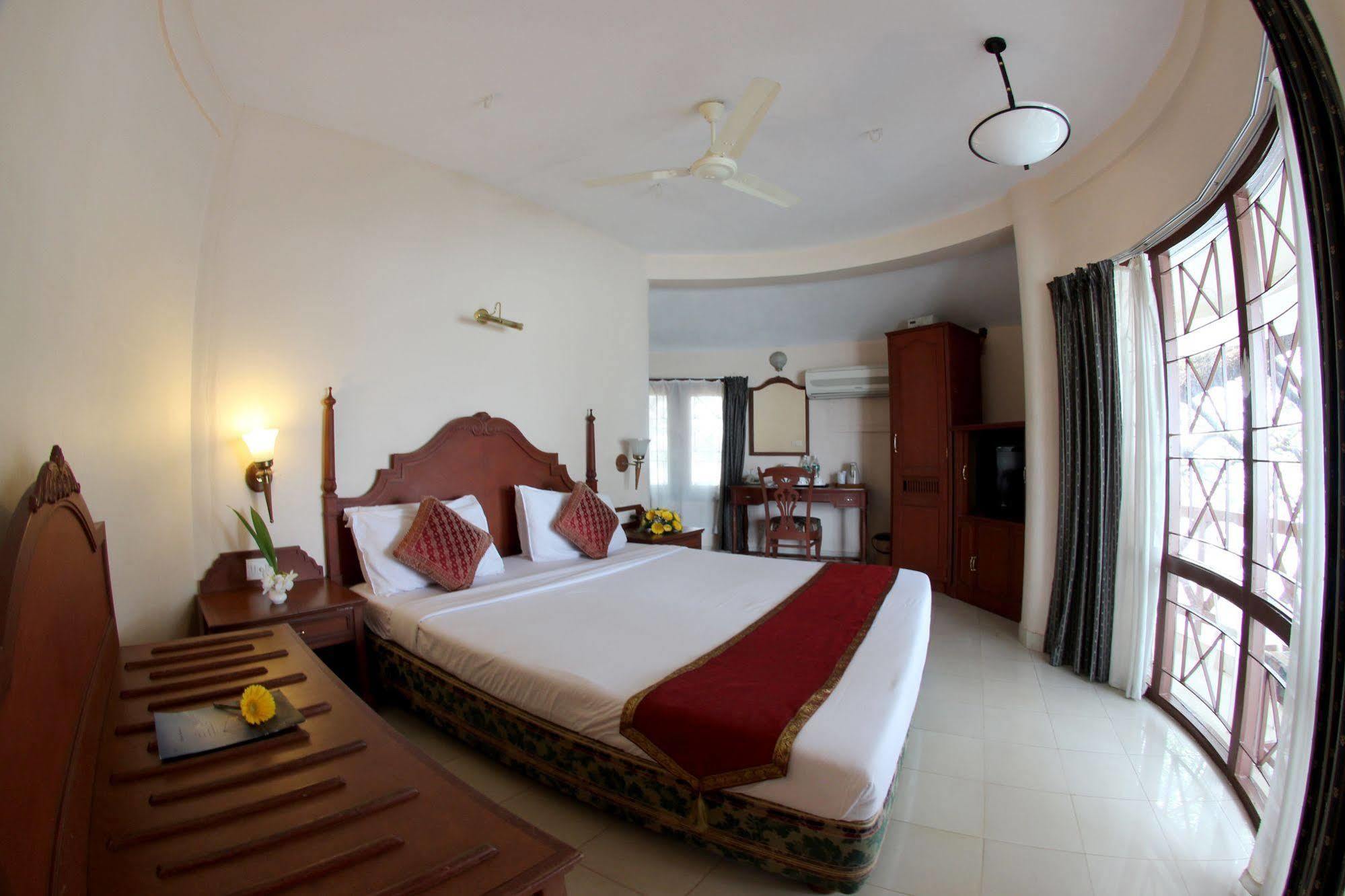 Bolgatty Palace & Island Resort Kochi Exterior photo